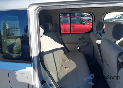 2011 Nissan Cube 1.8S z USA, uszkodzony, nr VIN JN8AZ2KR1BT200120